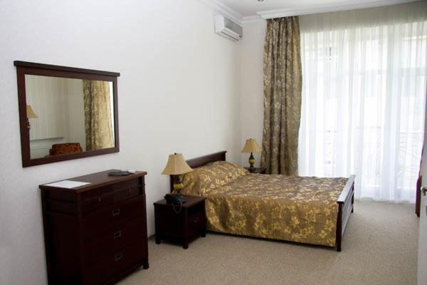 Marco Polo Hotel Ulʼyanovka Esterno foto