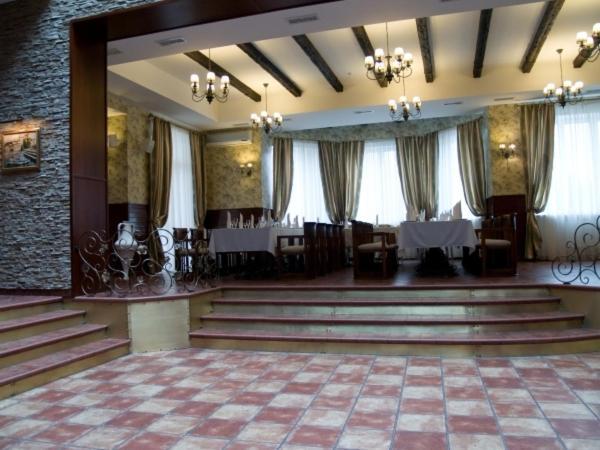 Marco Polo Hotel Ulʼyanovka Esterno foto